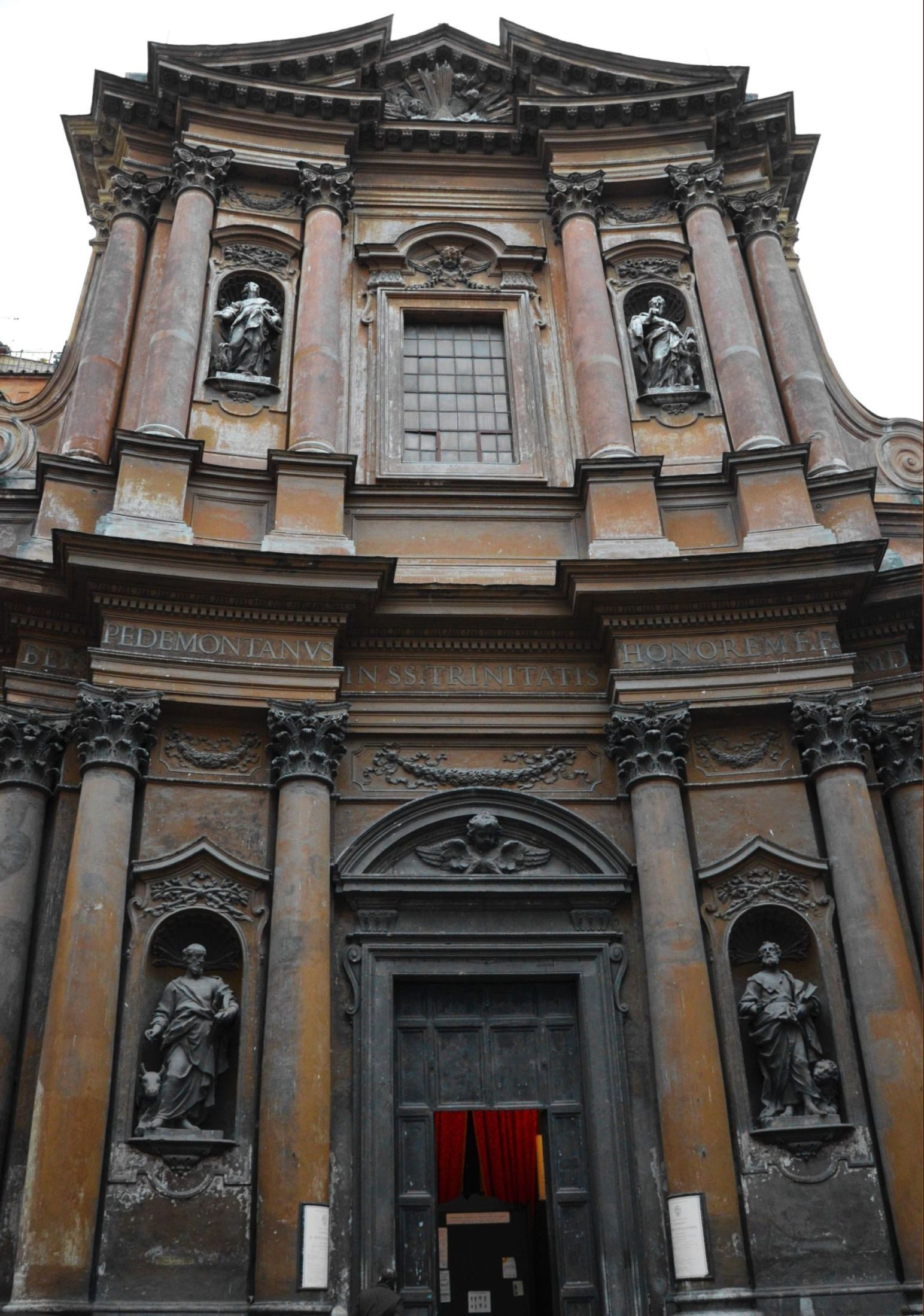 Old ospedale dei pellegrini, Rome (5).JPG